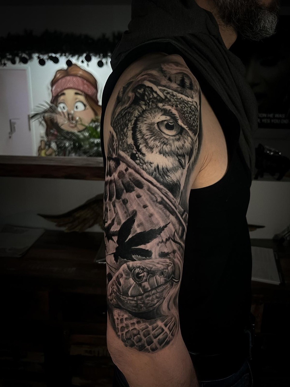 BJT Tierportrait UHU,Schlange